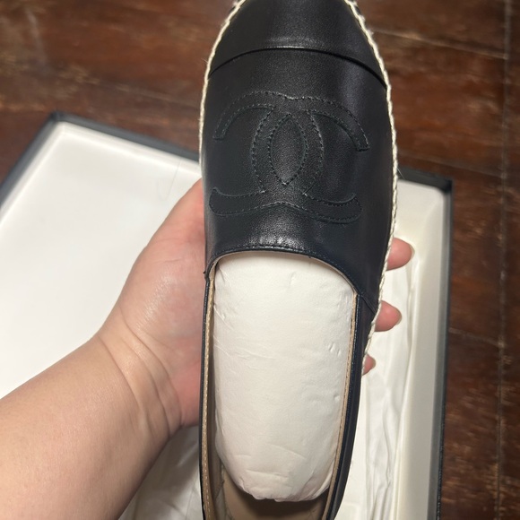 All Black Chanel Lambskin Espadrilles - Picture 16 of 16